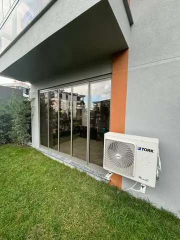 Cam Balkon Su Sızdırıyor: Nedenleri ve Çözümleri - BalkonArt uygulama örneği