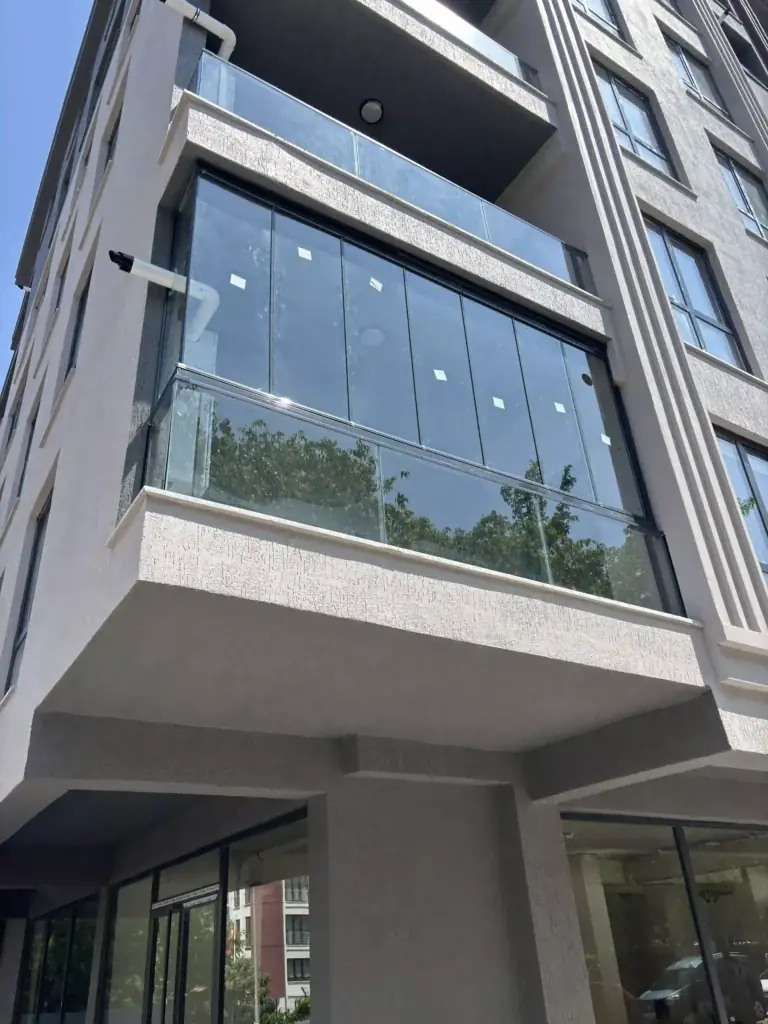 Bursa'da Apartmanda Cam Balkon İzni: Yönetim, Komşu ve Belediye - BalkonArt uygulama örneği