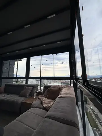 Bursa pergola sistemi, kapalı konum, teras oturma alanı