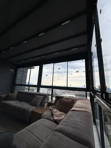 Bursa pergola, motorlu tavan ve cam yan kapama